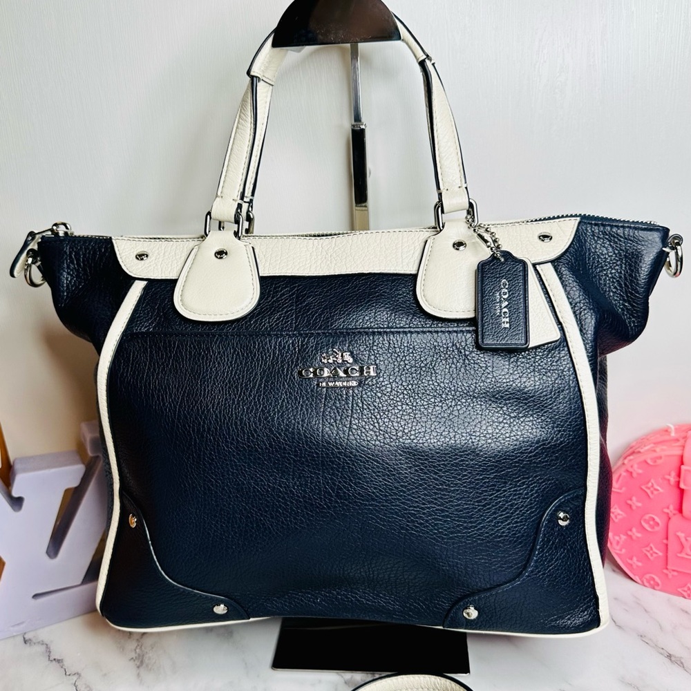 EUC Coach Midnight Navy Blue & Chalk Spectator Leather Mickie Satchel - Picture 3 of 16